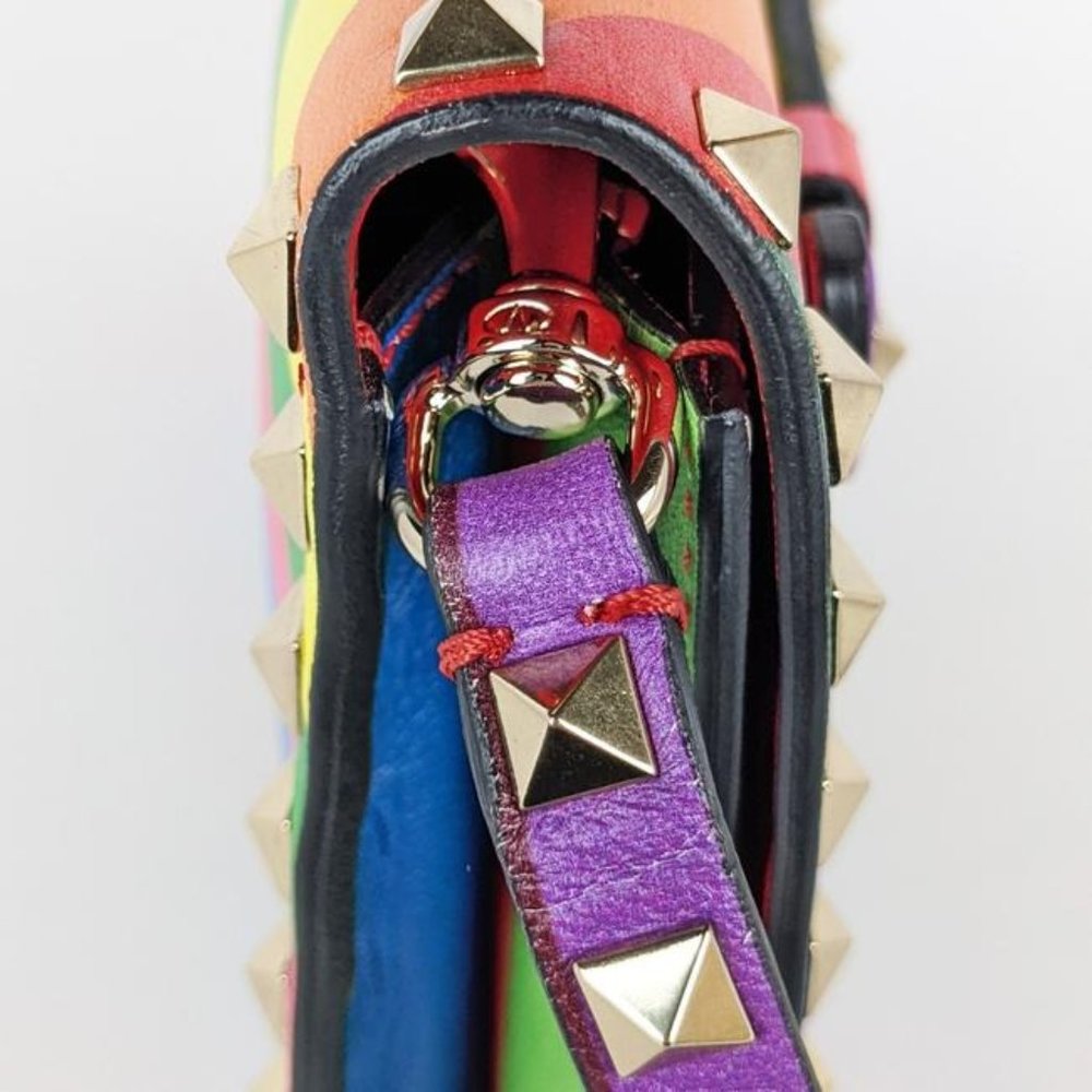 SOLD Valentino Foldover Large Rockstud Wristlet Rainbow 1973 Leather Clutch - Picture 5 of 8
